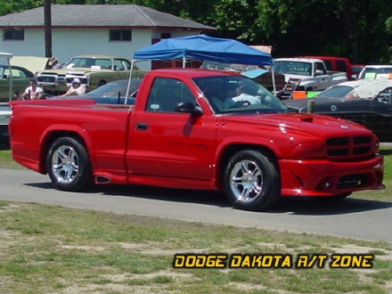 Above: Dodge Dakota R/T, photo from 2003 Tri-State Chrysler Classic Hamilton, Ohio.